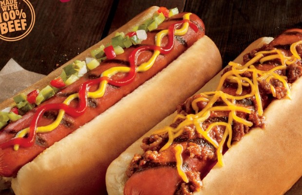 Los hot dogs se venderán en todos los locales de la marca en EE.UU.