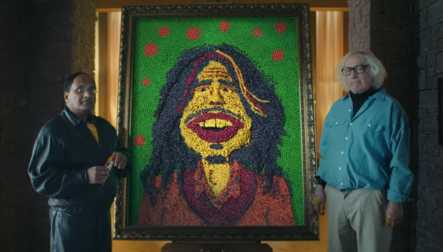  Skittles crea un colorido retrato de Steven Tyler
